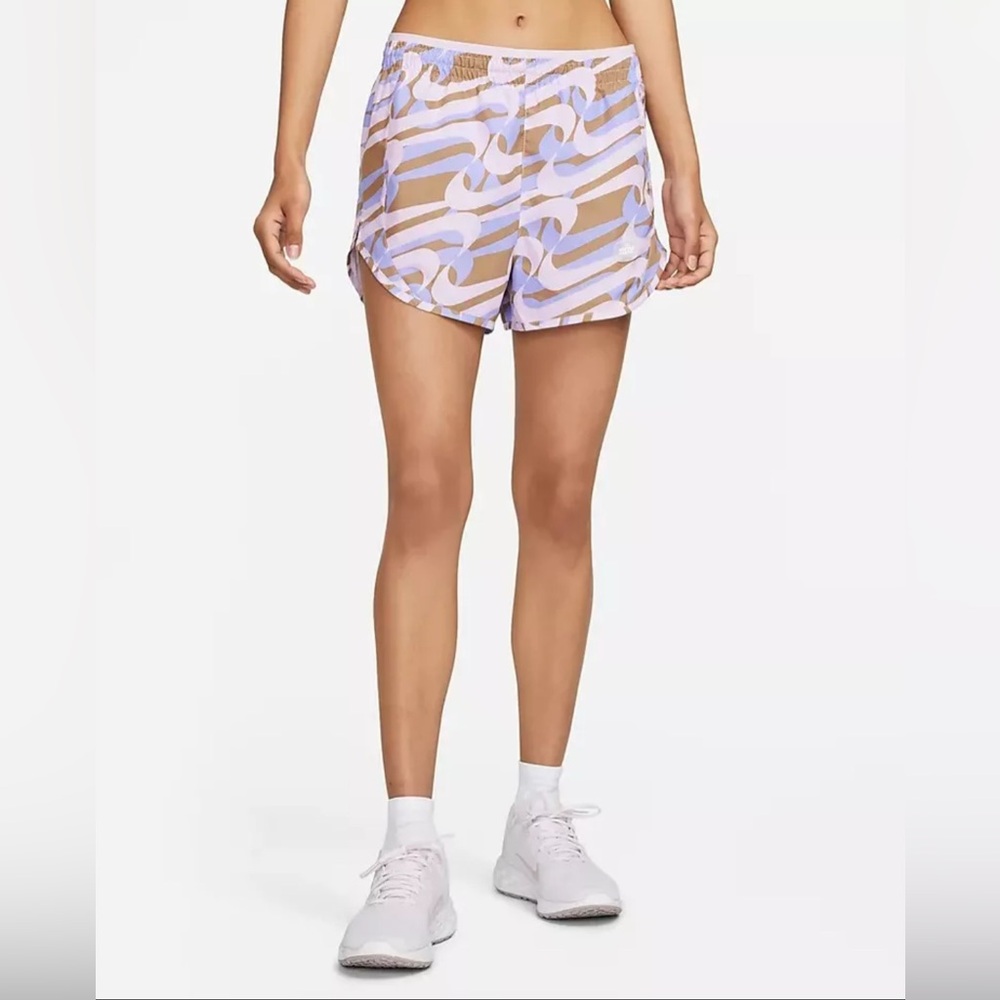 Nike Tempo Luxe Running Shorts Women’s XL Logo Print NWOT